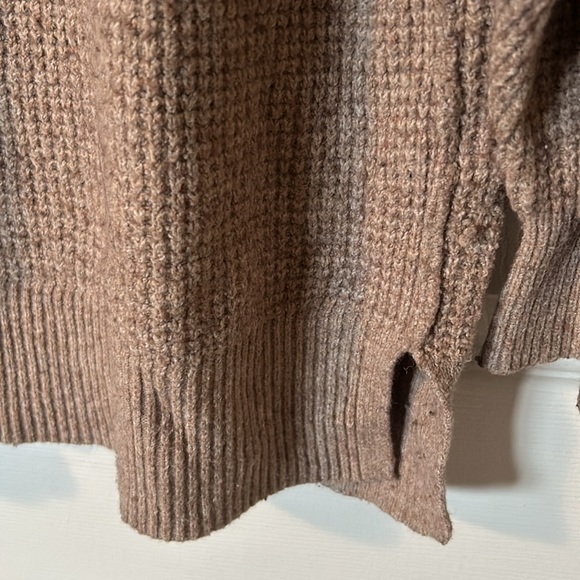 Aerie Oversized Knit Sweater - Picture 4 of 5